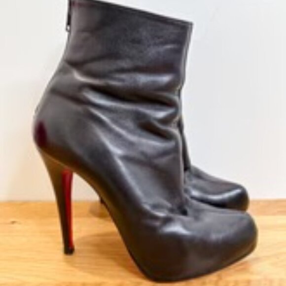 Loubutin Booties (Newly Resoled), size 37.5 - Picture 4 of 5